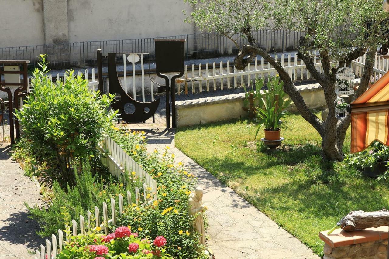 Residenza Franca Valeggio sul Mincio Exterior foto